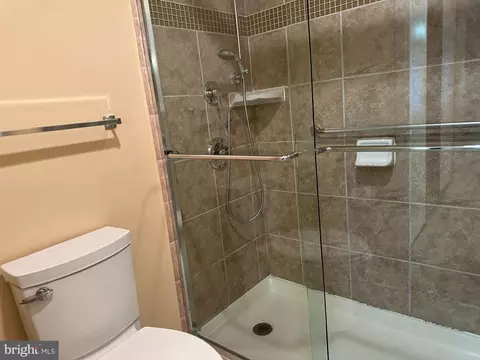3500 Forest Edge Dr #15-3F, Silver Spring, MD 20906 photo 5