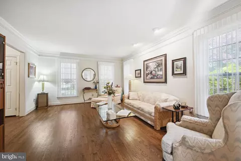 11109 Willowbrook Dr, Potomac, MD 20854 photo 8