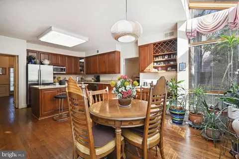 11109 Willowbrook Dr, Potomac, MD 20854 photo 15