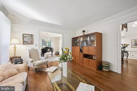 11109 Willowbrook Dr, Potomac, MD 20854 photo 9
