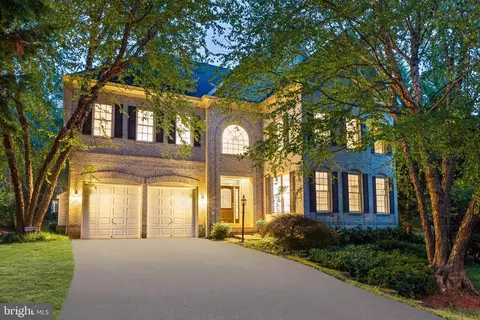 5439 Alta Vista Rd, Bethesda, MD 20814