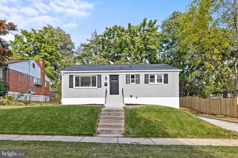 13101 Grenoble Dr, Rockville, MD 20853