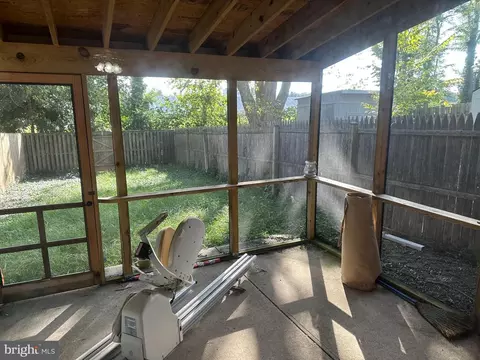 19872 Beatriz Ave, Poolesville, MD 20837 photo 3