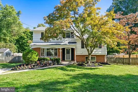 13405 Crispin Way, Rockville, MD 20853