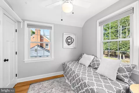 2001 Rookwood Rd, Silver Spring, MD 20910 photo 23
