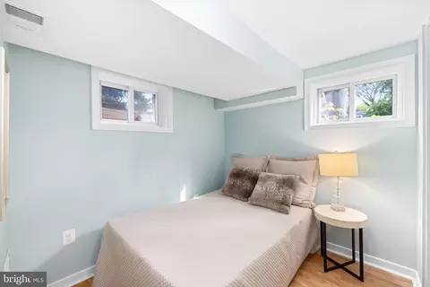 2001 Rookwood Rd, Silver Spring, MD 20910 photo 28