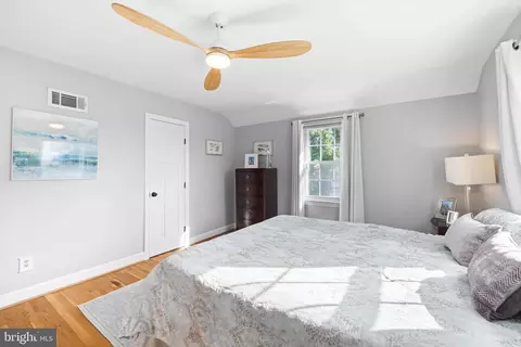 2001 Rookwood Rd, Silver Spring, MD 20910 photo 19