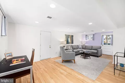 2001 Rookwood Rd, Silver Spring, MD 20910 photo 25