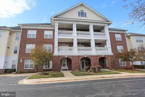 11924 Darnestown Rd #209, Gaithersburg, MD 20878
