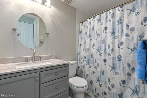 913 Pointer Ridge Dr, Gaithersburg, MD 20878 photo 32