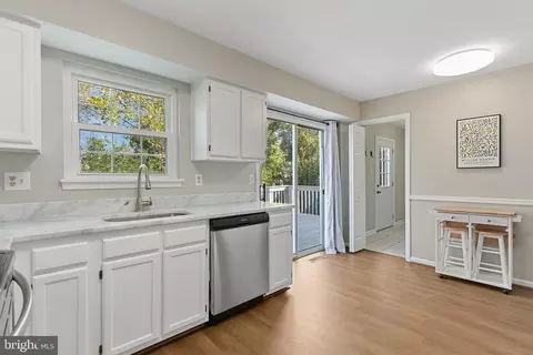 913 Pointer Ridge Dr, Gaithersburg, MD 20878 photo 21