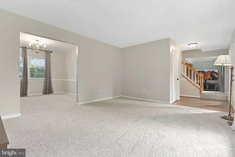 913 Pointer Ridge Dr, Gaithersburg, MD 20878 photo 13