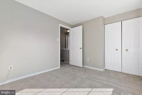913 Pointer Ridge Dr, Gaithersburg, MD 20878 photo 38
