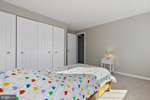 913 Pointer Ridge Dr, Gaithersburg, MD 20878 photo 36