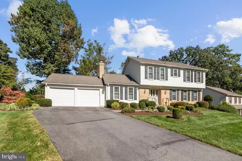 7813 Ivymount Ter, Potomac, MD 20854