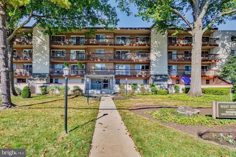 10320 Westlake Dr #E210, Bethesda, MD 20817