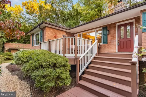 10411 Greenacres Dr, Silver Spring, MD 20903