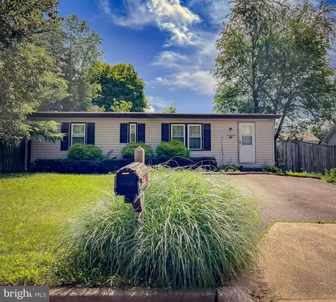 20809 Shakespeare Dr, Germantown, MD 20876