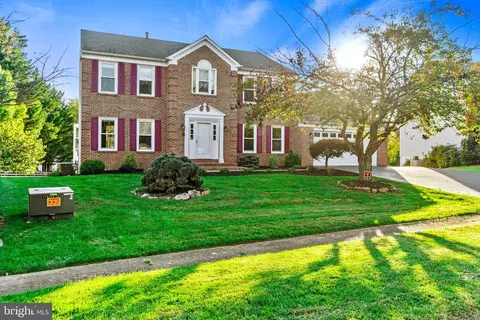 6 Ethelwood Ct, Olney, MD 20832