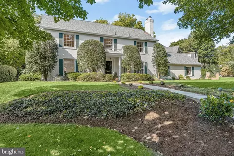 5004 Overlea Ct, Bethesda, MD 20816