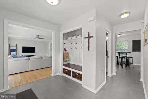 17425 Macduff Ave, Olney, MD 20832 photo 4