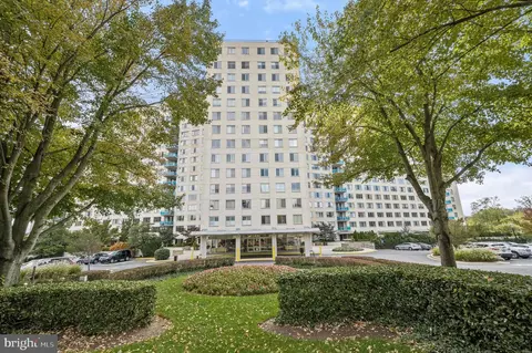 10500 Rockville Pik #1325, Rockville, MD 20852