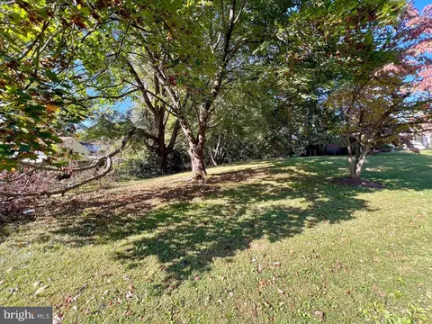 Venice Place, Silver Spring, MD 20904 photo 3