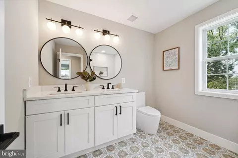 1610 Noyes Dr, Silver Spring, MD 20910 photo 14