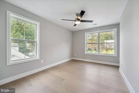 1610 Noyes Dr, Silver Spring, MD 20910 photo 13