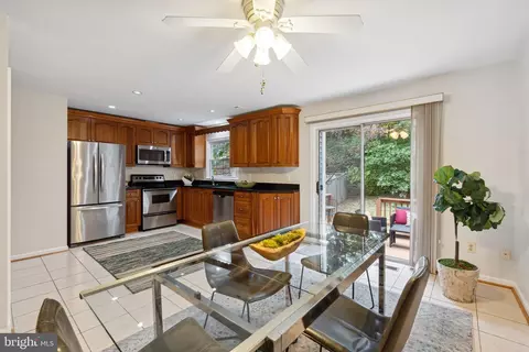 2024 Aquamarine Ter, Silver Spring, MD 20904