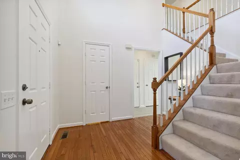 15001 Hunter Mountain Ln, Silver Spring, MD 20906 photo 6