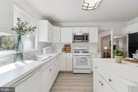 15001 Hunter Mountain Ln, Silver Spring, MD 20906 photo 14
