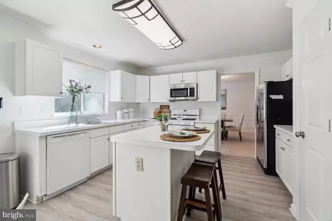 15001 Hunter Mountain Ln, Silver Spring, MD 20906 photo 13