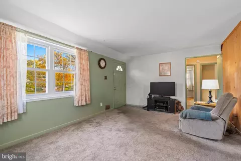 2826 Denley Pl, Silver Spring, MD 20906 photo 2