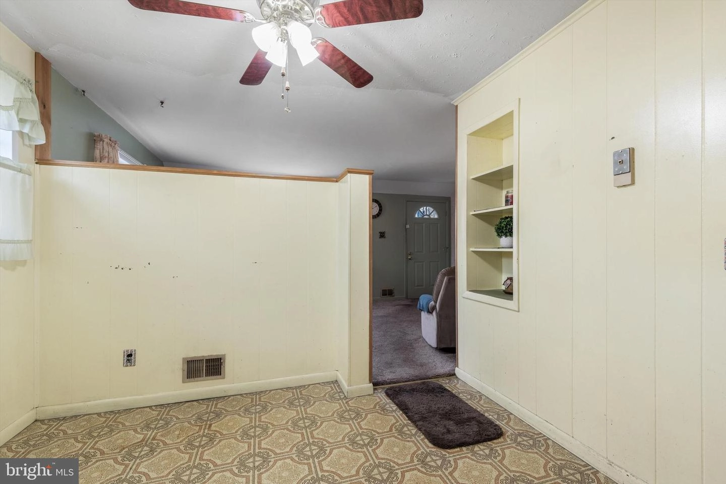2826 Denley Pl, Silver Spring, MD 20906 photo 9