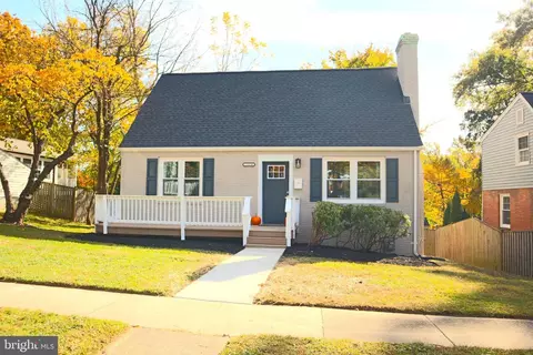 2814 Peregoy Dr, Kensington, MD 20895