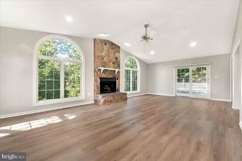 14632 Woonsockett Dr, Silver Spring, MD 20905 photo 7
