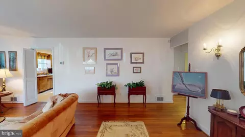 2304 Darrow St, Silver Spring, MD 20902 photo 3