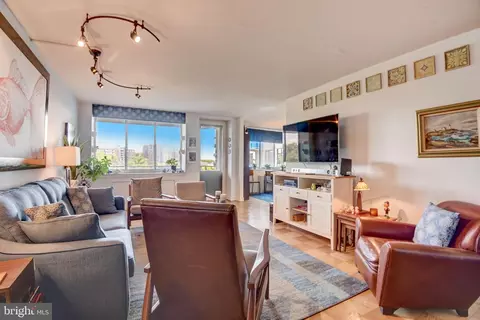 10500 Rockville Pike #702, Rockville, MD 20852