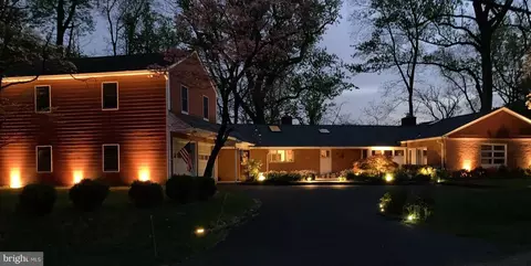 10809 Admirals Way, Potomac, MD 20854