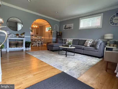 224 Hannes St, Silver Spring, MD 20901 photo 2