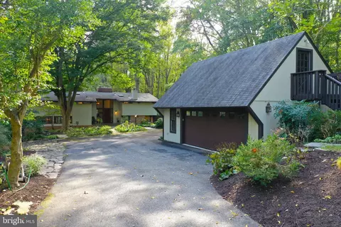 10815 Swains Lock Rd, Potomac, MD 20854