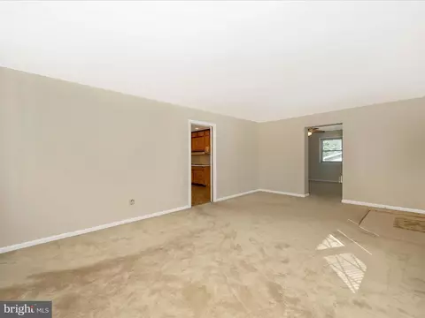 9113 Gue Rd, Damascus, MD 20872 photo 10