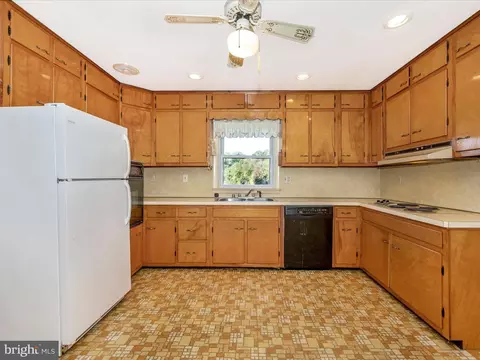 9113 Gue Rd, Damascus, MD 20872 photo 18