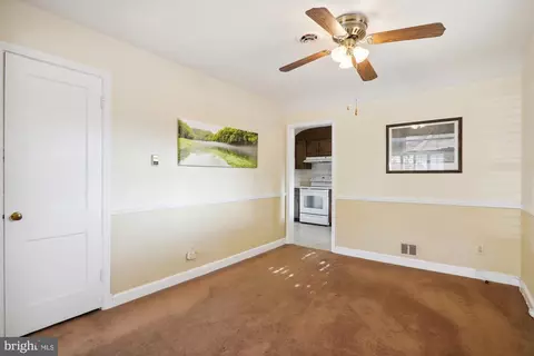 2205 Prichard Rd, Silver Spring, MD 20902 photo 8