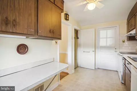 2205 Prichard Rd, Silver Spring, MD 20902 photo 11