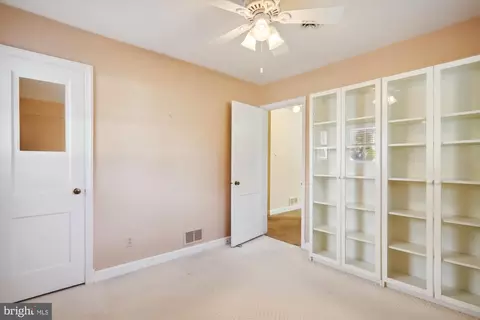 2205 Prichard Rd, Silver Spring, MD 20902 photo 15