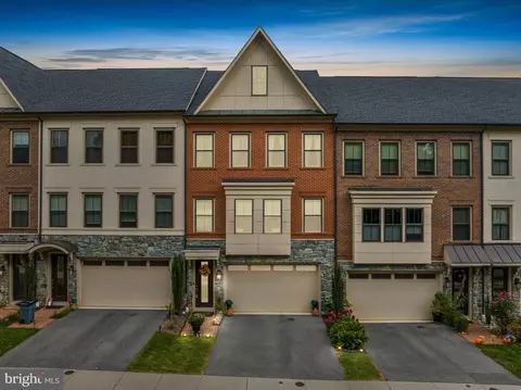 262 Caulfield Ln, Gaithersburg, MD 20878