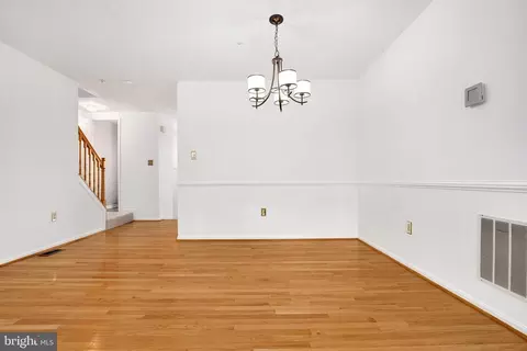 18507 Clovercrest Cir, Olney, MD 20832 photo 16