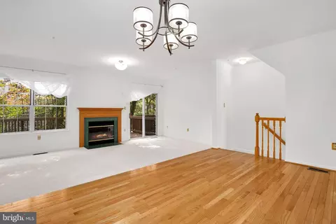 18507 Clovercrest Cir, Olney, MD 20832 photo 13